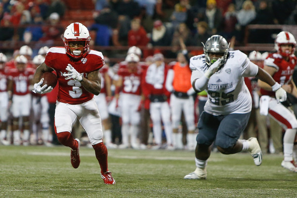 Kenny+Young+Eastern+Michigan+v+Miami+Ohio+IyYRZGzKMU8l.jpg